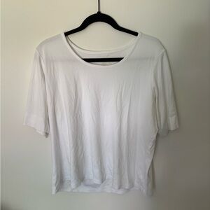 L.L.Bean Women’s White Scoop Neck Cotton Short Sleeve T Shirt